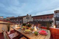 Ferienwohnung - Terrazza Santa Croce - Ferienunterkunft in Lucca (4 Personen)