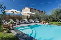 Ferienhaus, Exklusive Unterkunft - Villa Principessa Elisa - Ferienunterkunft in Lucca (12 Personen)
