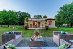 Ferienhaus, Exklusive Unterkunft - Bassotta Cottage, a Charming Fairytale - Ferienunterkunft in Lucca (4 Personen)