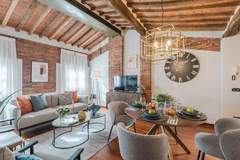 Ferienwohnung - La Dorina Penthouse - Ferienunterkunft in Lucca (4 Personen)