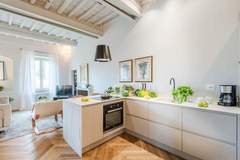 Ferienwohnung - Garden Vista Apartment - Ferienunterkunft in Lucca (4 Personen)
