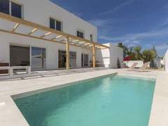 Ferienhaus, Exklusive Unterkunft - Ferienhaus, Villa Les Oliveres