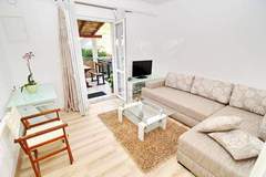 Ferienwohnung - Apartment Wish Vela Luka - One-Bedroom Apartment with Terrace - Ferienunterkunft in Vela Luka (4 Personen)
