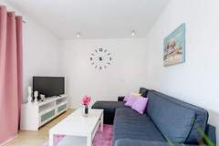 Ferienwohnung - Apartments Sunny Days - Comfort Two Bedroom Apartment with Terrace and Sea View (A1) (ST) - Ferienunterkunft in Milna (5 Personen)
