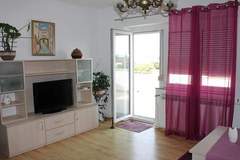 Ferienwohnung - Serene Sea View Krk Apartment with Balcony - Two Bedroom Apartment with Sea View and Balcony - Ferienunterkunft in Krk (4 Personen)