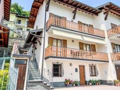 Ferienwohnung - Ferienwohnung Campasc