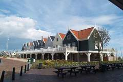 Ferienhaus - Resort Poort van Amsterdam 22 - Ferienunterkunft in Uitdam (10 Personen)