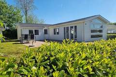 Ferienhaus - Resort Buitenhuizen 12 - Ferienunterkunft in Velsen-Zuid (4 Personen)