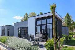 Ferienhaus - Resort Bad Meersee 3 - Ferienunterkunft in Nieuwvliet (4 Personen)