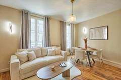 Ferienwohnung - LEON FROT - Ferienunterkunft in Paris (4 Personen)