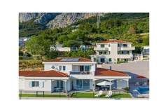 Ferienhaus - Ferienunterkunft in Makarska (6 Personen)