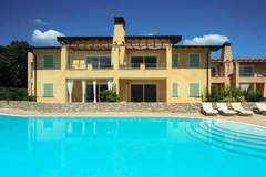 Ferienhaus - Ferienunterkunft in Desenzano del Garda (6 Personen)