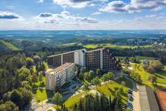 Ferienwohnung - IFA Schöneck Ferienpark - 1_5 Raum App View / AP15V mit Balkon - Ferienunterkunft in Schöneck (4 Personen)