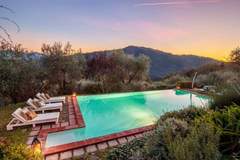 Ferienhaus, Exklusive Unterkunft - Villa Gufo - Ferienunterkunft in Lucca (10 Personen)