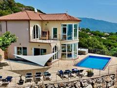 Ferienhaus, Exklusive Unterkunft - Ferienhaus, Villa Joie de Vivre