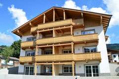Ferienwohnung - Residenz Edelalm - Top 5 - Ferienunterkunft in Brixen im Thale (9 Personen)