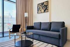 Ferienhaus - 2Br Apt Poolside Living  Gym & Free Parking - Ferienunterkunft in Dubai (6 Personen)