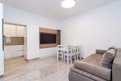 Ferienwohnung - Apartment Nikolica - Two Bedroom Apartment with Terrace - Ferienunterkunft in Dubrovnik (4 Personen)