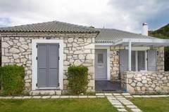 Ferienhaus, Exklusive Unterkunft - Harmony Villa 1 - 6 pax - Ferienunterkunft in Αgrilia (6 Personen)