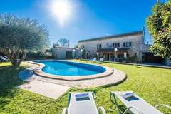 Ferienhaus - Cas Home - Ferienunterkunft in Buger (6 Personen)