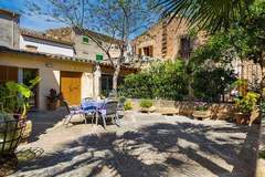 Ferienwohnung - Town House Esglesi03 - Ferienunterkunft in Alcudia (6 Personen)
