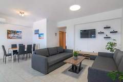 Ferienwohnung - Antonios - Ferienunterkunft in Platanes (5 Personen)