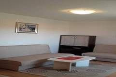 Ferienwohnung - Apartments Smilje i Maslina -  One Bedroom Apartment with Terrace (SIM 1) - Ferienunterkunft in Karin Gornji (4 Personen)