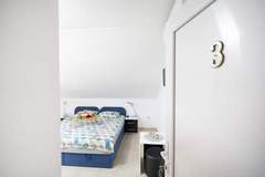 Ferienwohnung - Apartments Milic - Twin Room 1 - Ferienunterkunft in Karin Gornji (2 Personen)