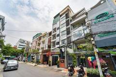 Ferienhaus - Luxury DBL Retreat  Steps to Van Hanh Hospital - Ferienunterkunft in Ho-Chi-Minh (2 Personen)