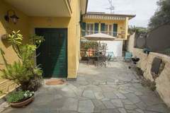 Ferienhaus - Ferienunterkunft in Diano San Pietro (5 Personen)