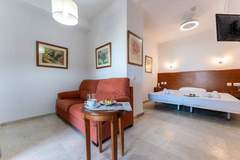 Ferienwohnung - CT 240 - Beachfront Apartment -Don Juan Manilva - Ferienunterkunft in Estepona (2 Personen)