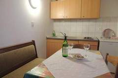 Ferienwohnung - Apartments Travarevic - Two-Bedroom Duplex (6 Adults) - Ferienunterkunft in Dubrovnik (6 Personen)