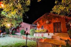 Ferienhaus - Ferienunterkunft in Mumbai (2 Personen)