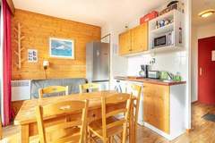 Ferienwohnung - V du Bachat EPICEA C N°02 - 2P5 - Ferienunterkunft in Chamrousse (5 Personen)