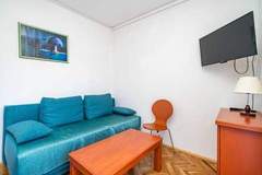 Ferienwohnung - Apartments Peco - Three Bedroom Apartment with Balcony and Sea View - Ferienunterkunft in Mokosica (8 Personen)