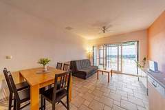 Ferienwohnung - Apartment Two Bedroom apartment 3 - Ferienunterkunft in Blato (4 Personen)
