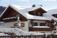Ferienhaus - Ferienunterkunft in Oberstaufen (4 Personen)