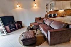 Ferienwohnung - Villa Marid Opatija - One Bedroom Apartment With Balcony - Ferienunterkunft in Opatija (4 Personen)