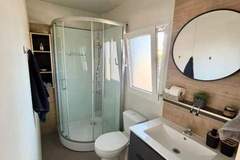Ferienhaus, Wohnmobil - TJ Escape - Mobile Home - Mobile Home With Hot Tub And Terrace - Ferienunterkunft in Pakostane (5 Personen)