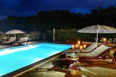 Ferienhaus, Exklusive Unterkunft - Ferienunterkunft in Porec (12 Personen)