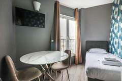 JT-17-MAGENTA-10 - Ferienunterkunft in Paris (1 Person)