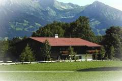 Ferienhaus - Ferienunterkunft in Ofterschwang (9 Personen)