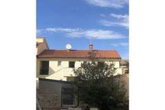 Ferienhaus - Ferienunterkunft in Porec (4 Personen)