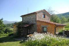 Ferienhaus - Ferienunterkunft in Santa Fiora (4 Personen)