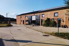 Ferienhaus - De Smishoeve volledig - met wellness - Ferienunterkunft in Heers (22 Personen)