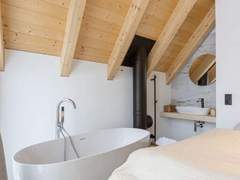 Ferienhaus - Ferienhaus Chalet Nr. 4 mit 2 Schlafzimmern und Sauna