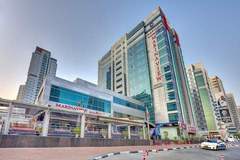 Ferienhaus - Luxury Stylish 1 Bedroom Apt with Marina view - Ferienunterkunft in Dubai (2 Personen)