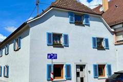 Ferienwohnung - Luxuriöses Wohnen im historischen Haus - Ferienunterkunft in Herbolzheim (5 Personen)