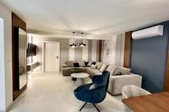 Ferienwohnung - Leonarda Waterfront Residences-Two-Bedroom Apartment with private pool (The Bayfront One) -S5 - Ferienunterkunft in Zadar-Kozino (6 Personen)