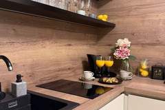 Ferienwohnung - Leonarda Waterfront Residences-Studio Apartment (The Marina studio) -S6 - Ferienunterkunft in Zadar-Kozino (3 Personen)